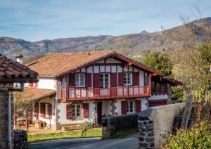 Maison traditionnelle suisse